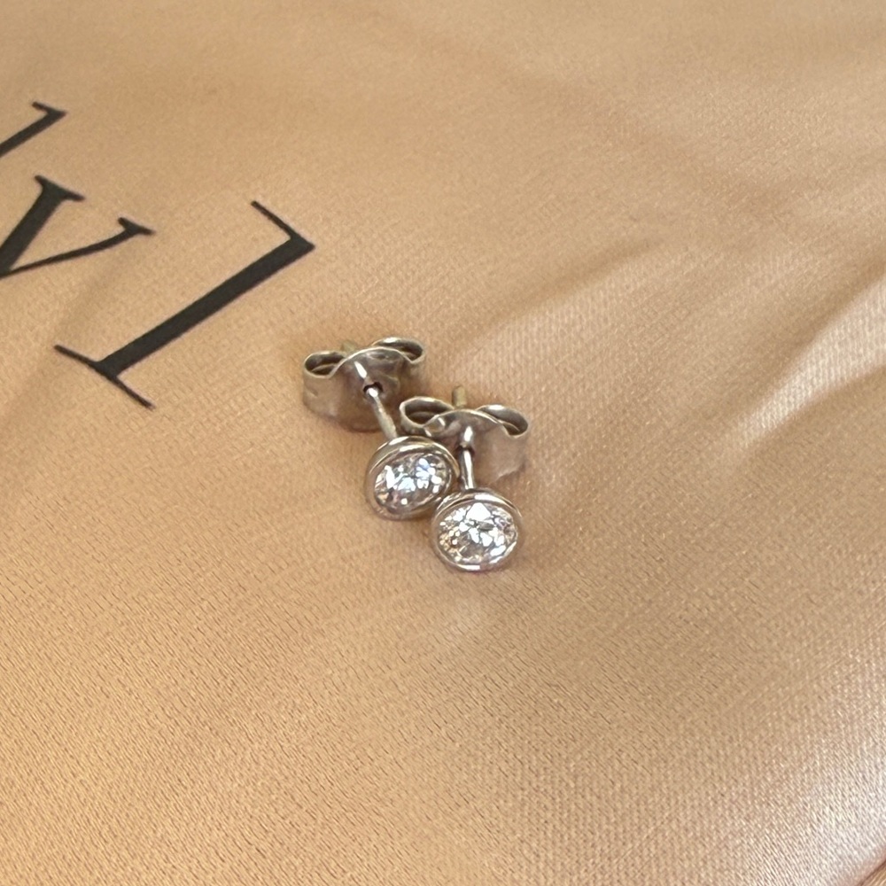 IDYL JEWELRY BIG DIAMOND STUD EARRINGS SET PAIR .20 Carats 14k WHITE GOLD - Picture 6 of 6